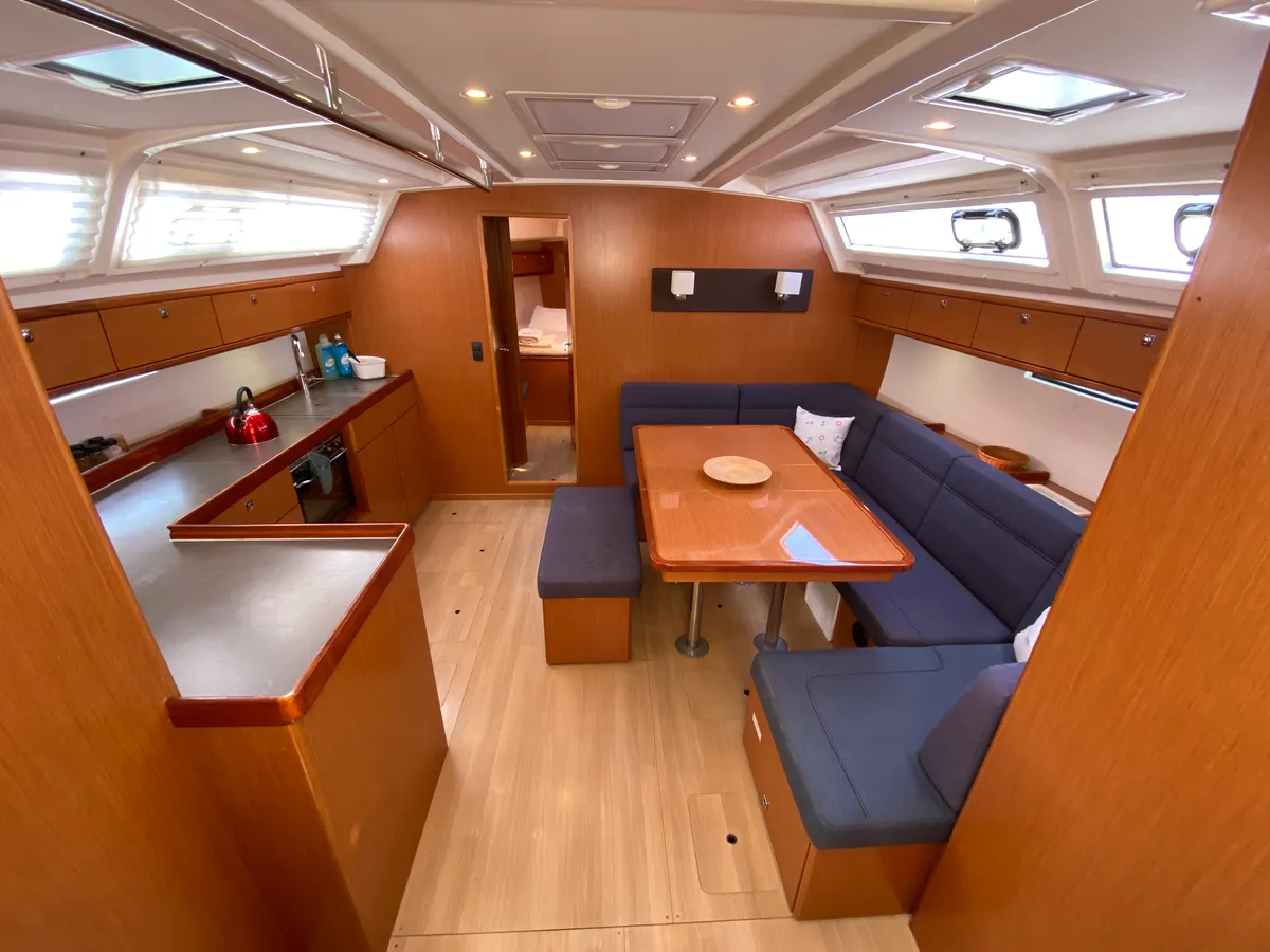 Яхта - каюта